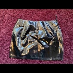 PVC SKIRT size zip up black